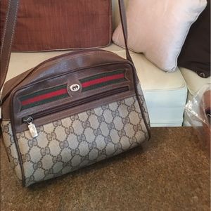 Authentic Gucci Ophidia crossbody bag 9 1/2 x7 1/2